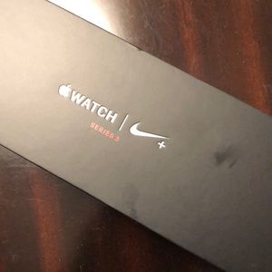 Apple Watch Series 3 Nike+ 42mm GPS+Cellular